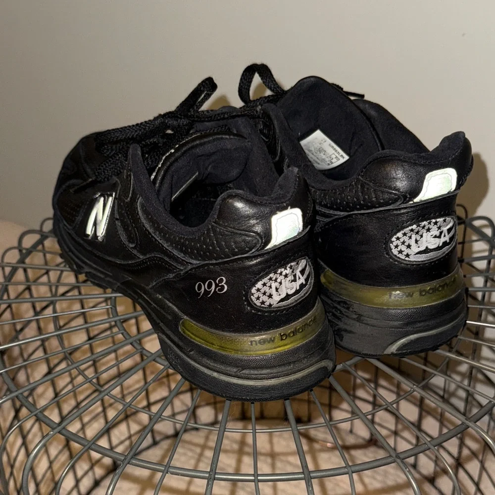 New Balance 993 Black Sneakers with White Accents - Picture 3 of 6
